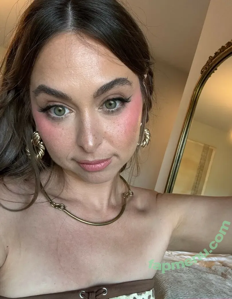 Riley Reid nude photo #0062 (hellorileyreid / rileyreidx3)