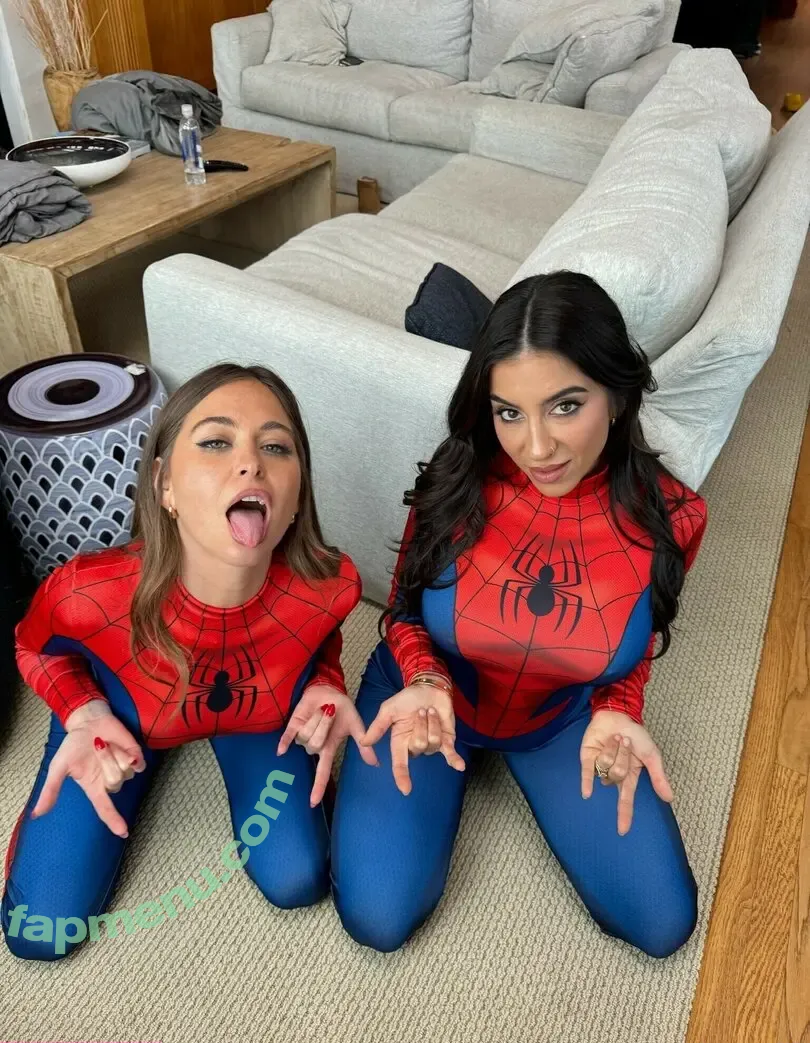 Riley Reid nude photo #0156 (hellorileyreid / rileyreidx3)