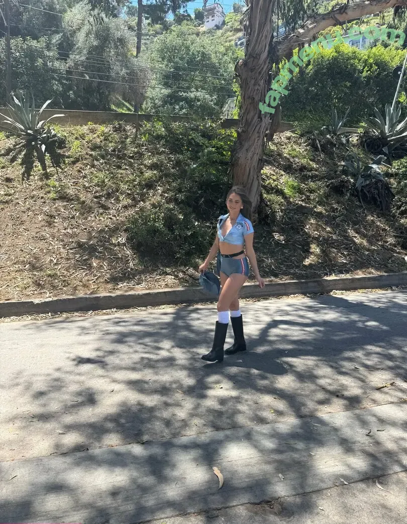 Riley Reid nude photo #0190 (hellorileyreid / rileyreidx3)