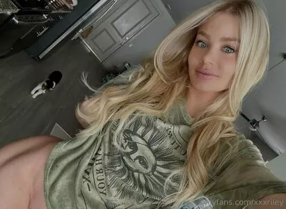 Riley Steele / rileyxinsta / xxxRiley nude photo #1075