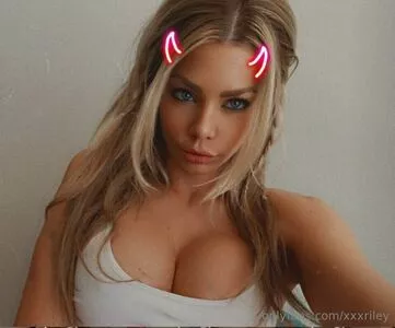 Riley Steele / rileyxinsta / xxxRiley nude photo #1192