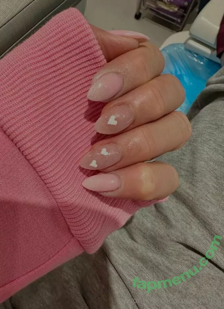 Riley Steele nude photo #1432 (rileyxinsta / xxxRiley)