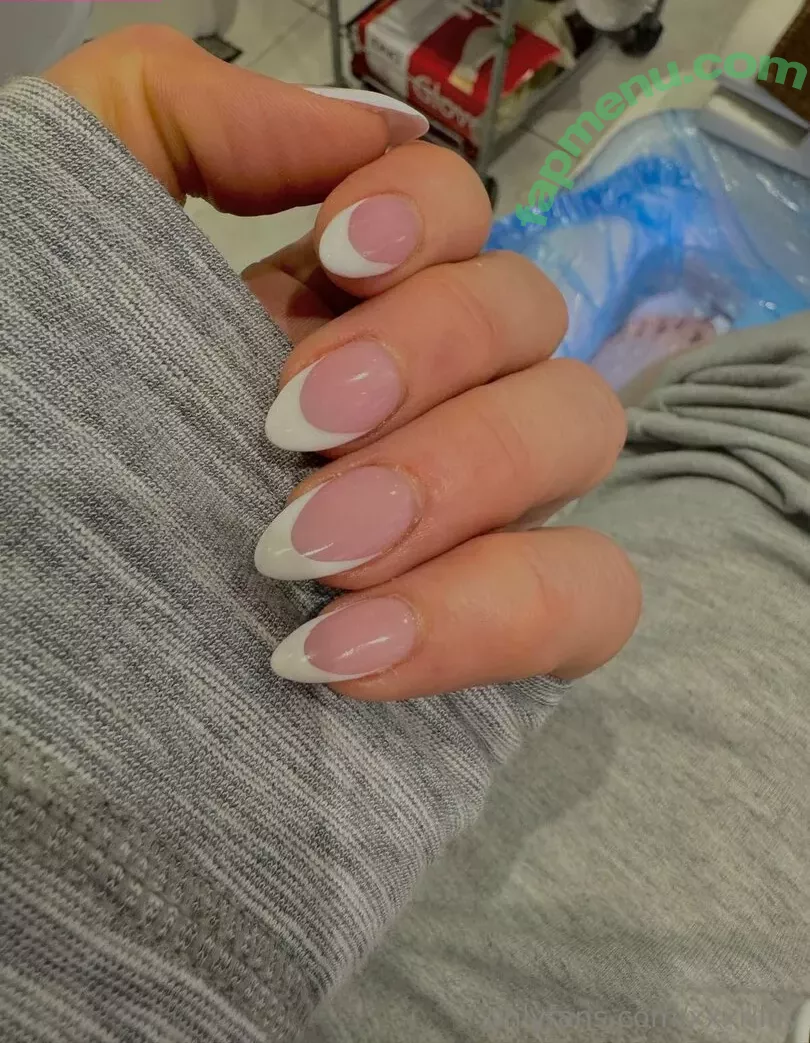 Riley Steele nude photo #1626 (rileyxinsta / xxxRiley)