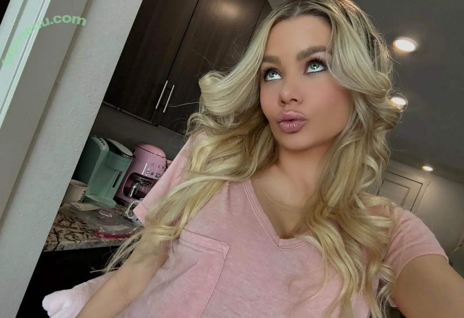 Riley Steele nude photo #1863 (rileyxinsta / xxxRiley)