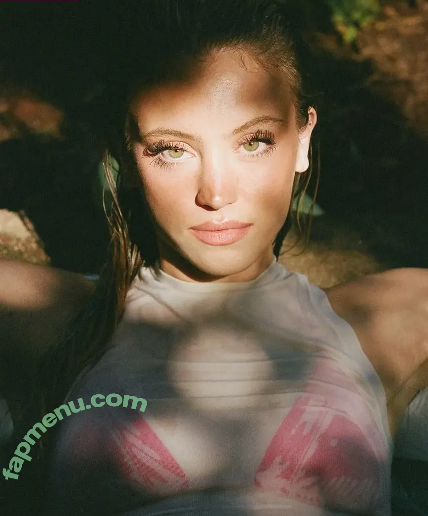 Rileyhubatka nude photo #0003 (Rileyhubatka)