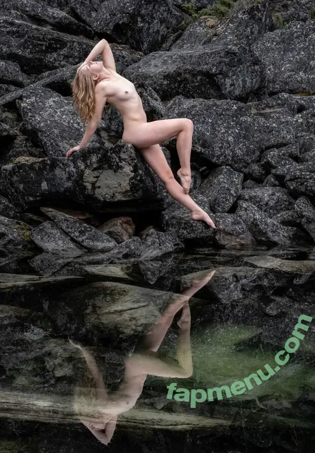 Rileyjade nude photo #0007 (Rileyjade)