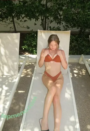  nude photo #0001