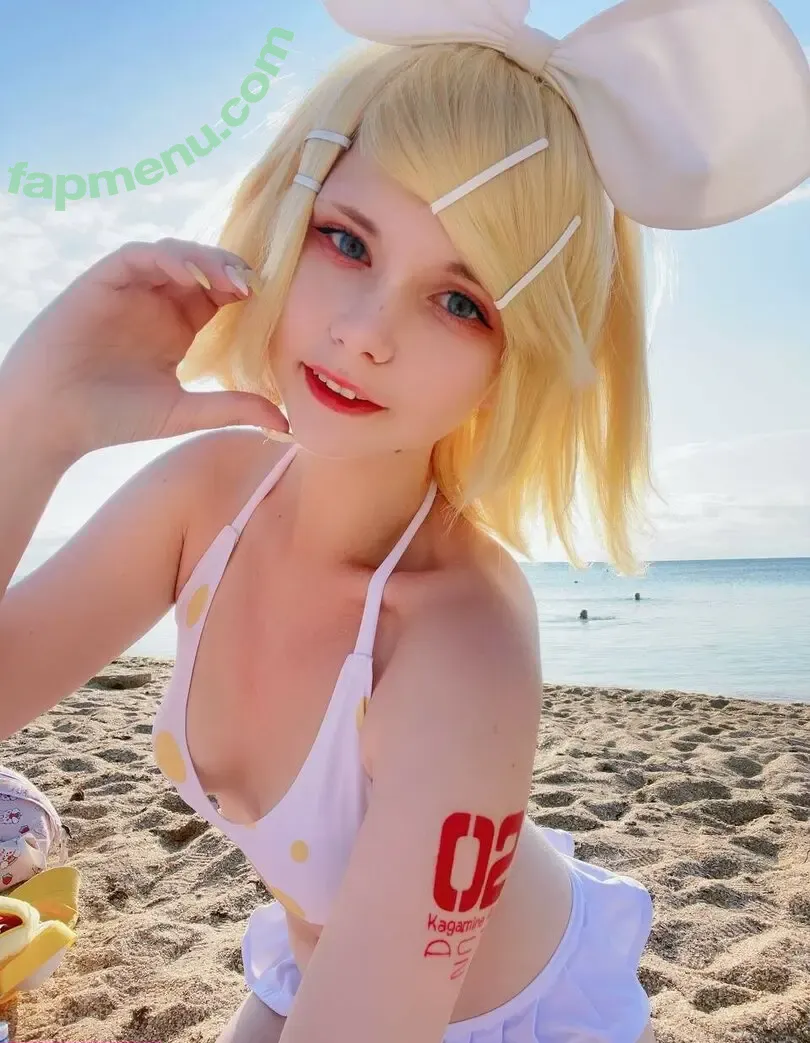 rin_cos02 nude photo #0014 (rin_cos02)