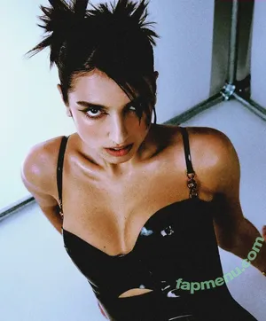 Rina Lipa / rinalipa nude photo #0035
