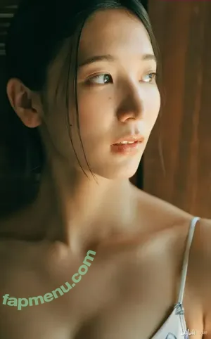 Rina Onuki / rina_onuki0529 nude photo #0014
