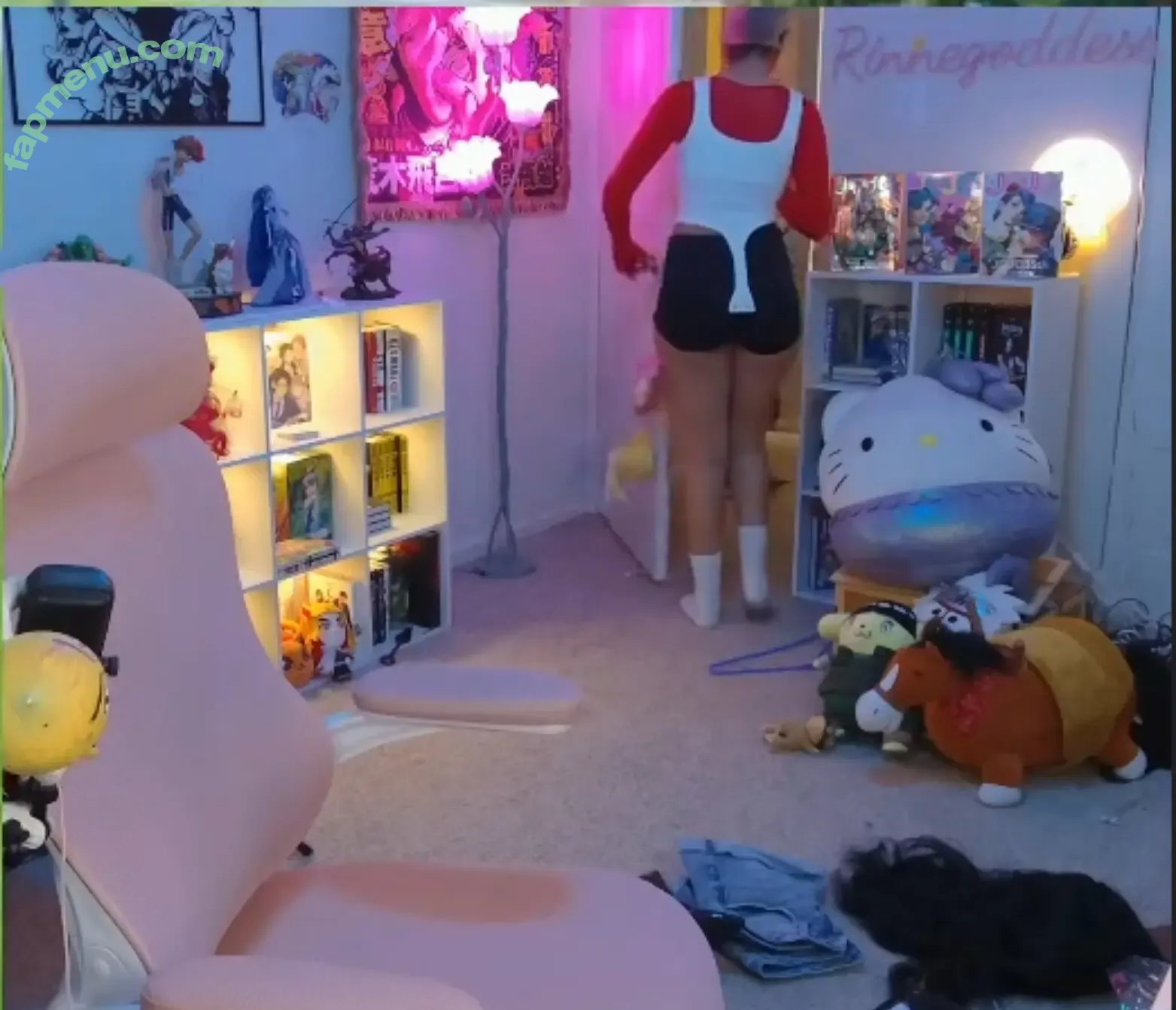 Rinnegoddess nude photo #0493 (themusclemommy)