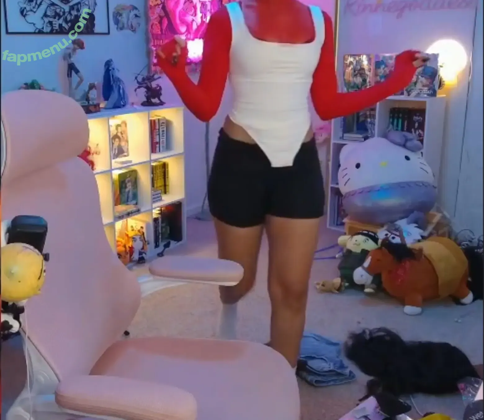 Rinnegoddess nude photo #0505 (themusclemommy)