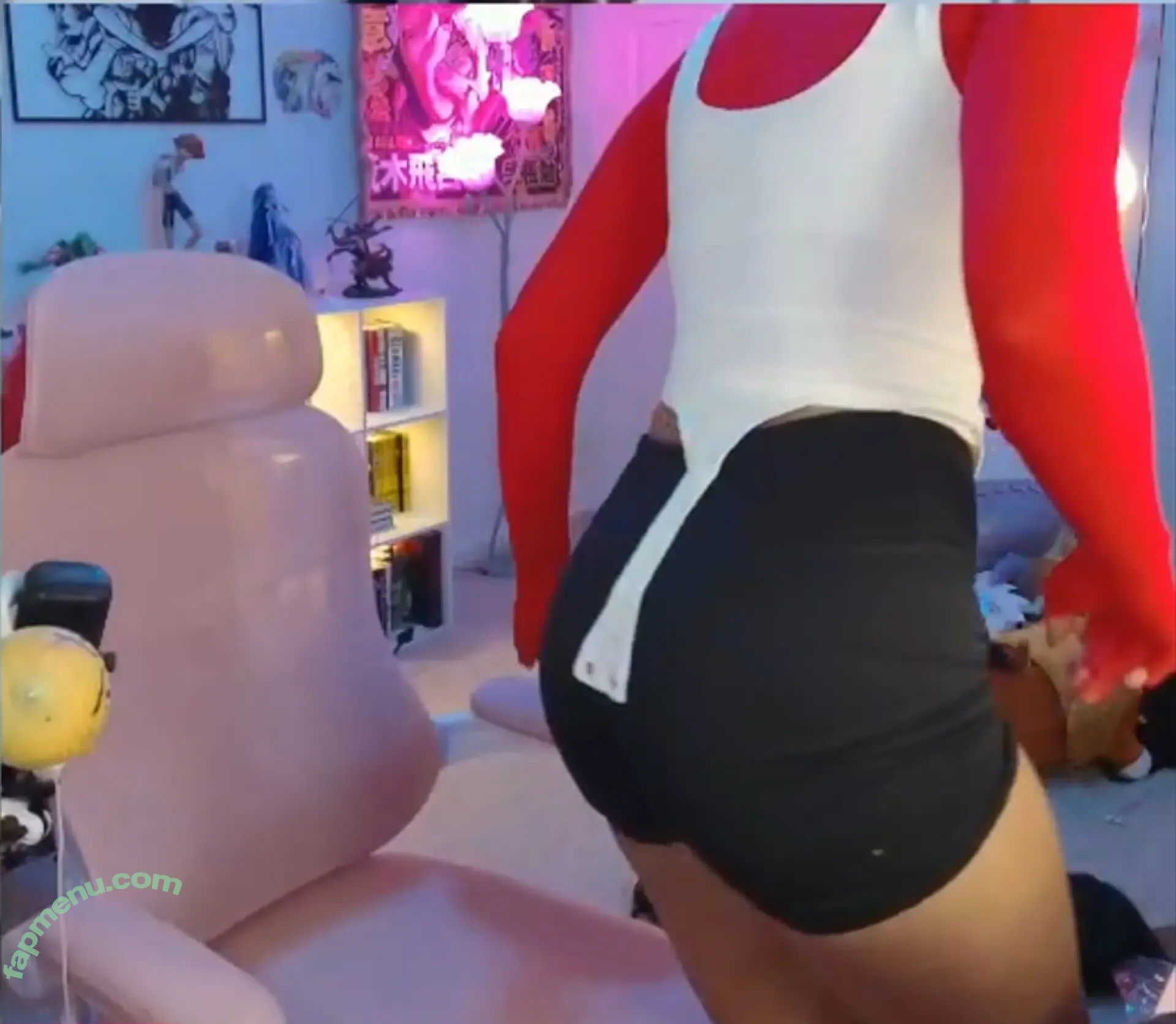 Rinnegoddess nude photo #0520 (themusclemommy)