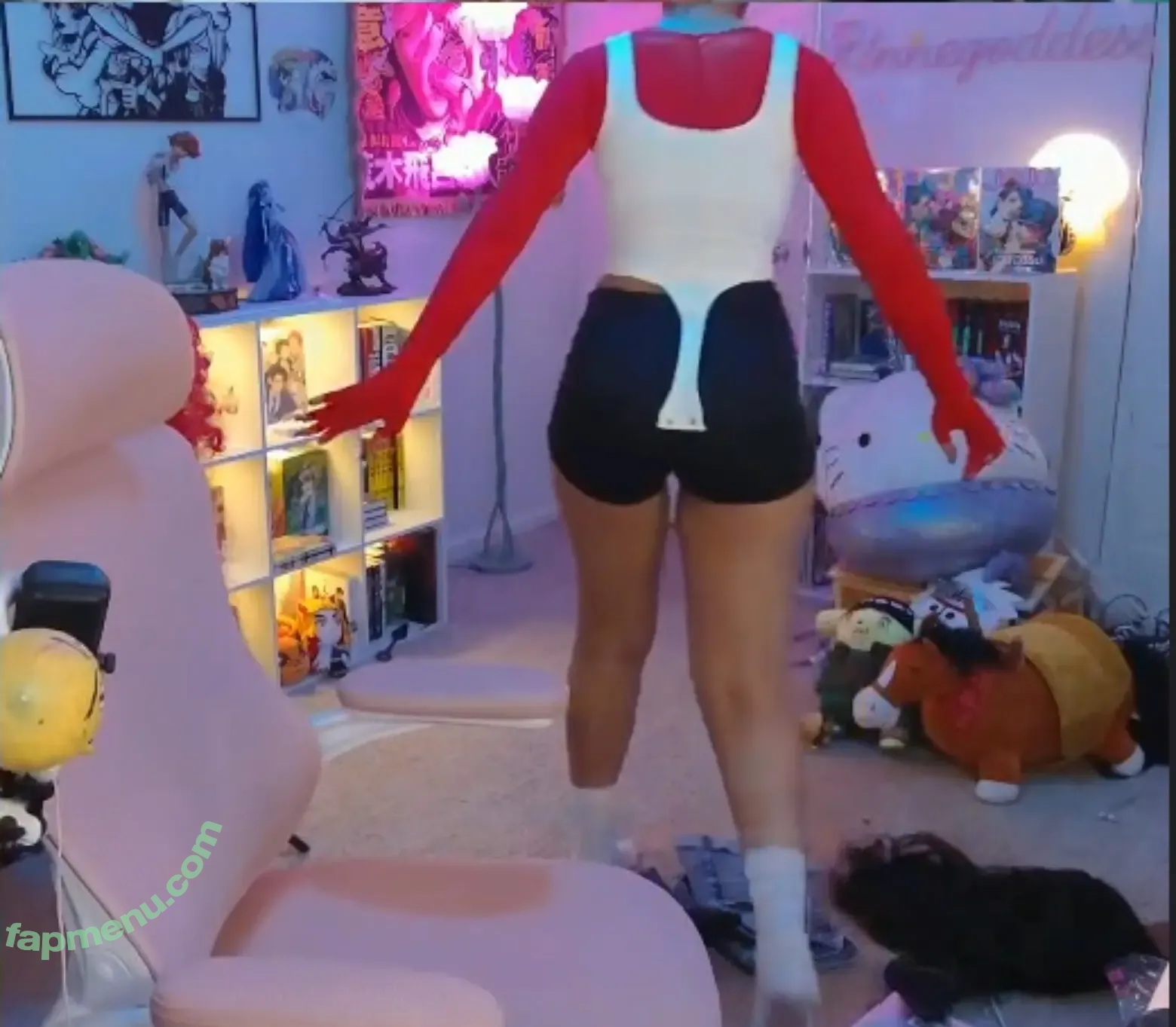 Rinnegoddess nude photo #0528 (themusclemommy)