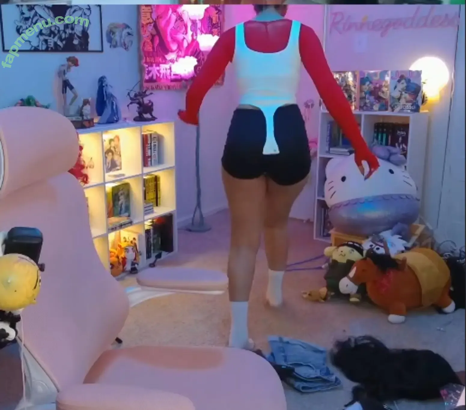 Rinnegoddess nude photo #0530 (themusclemommy)