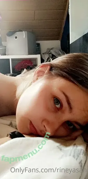  nude photo #0004