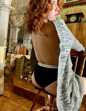 rionawhelan / riionawhelan nude photo #0024