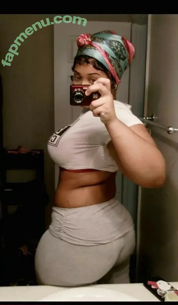 ripyerkwitak nude photo #0004 (monebadass / yerkwithakk)