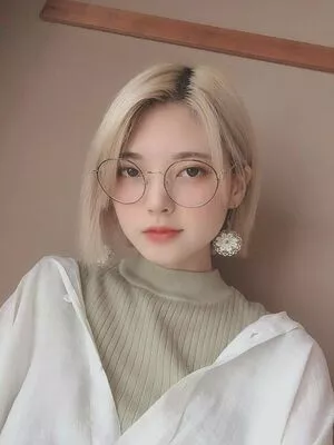 rirerere00 / rirerere / リール nude photo #0134