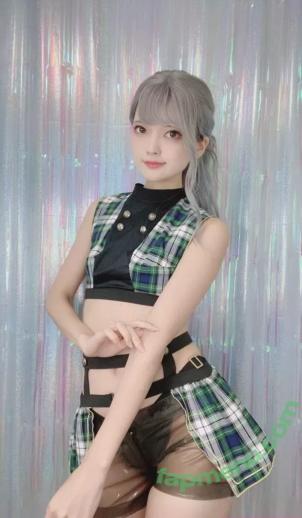 rirerere00 nude photo #0076 (rirerere / リール)