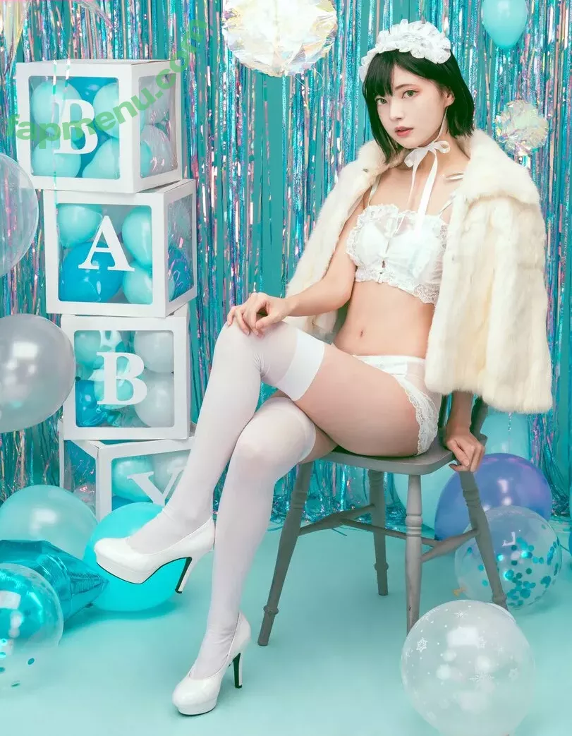 rirerere00 nude photo #0117 (rirerere / リール)