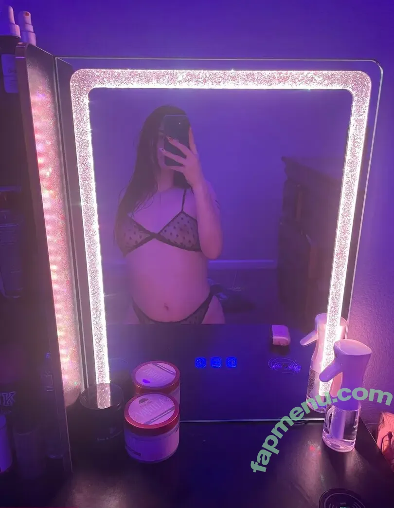 ririmariiee nude photo #0002 (ririmarieee_)