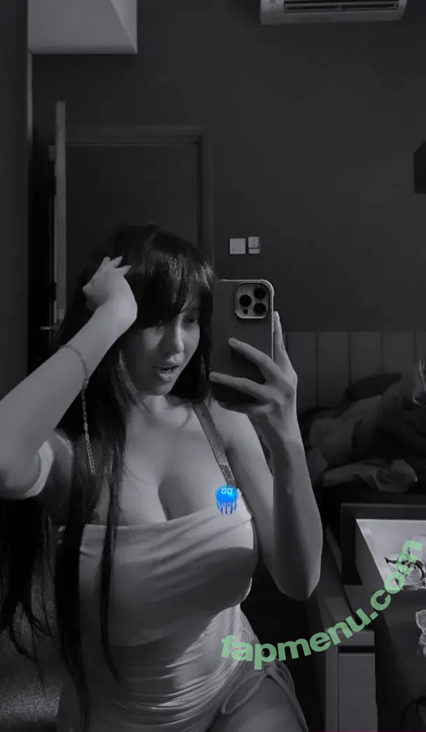 risaatjan nude photo #0089 (notriissaaa)