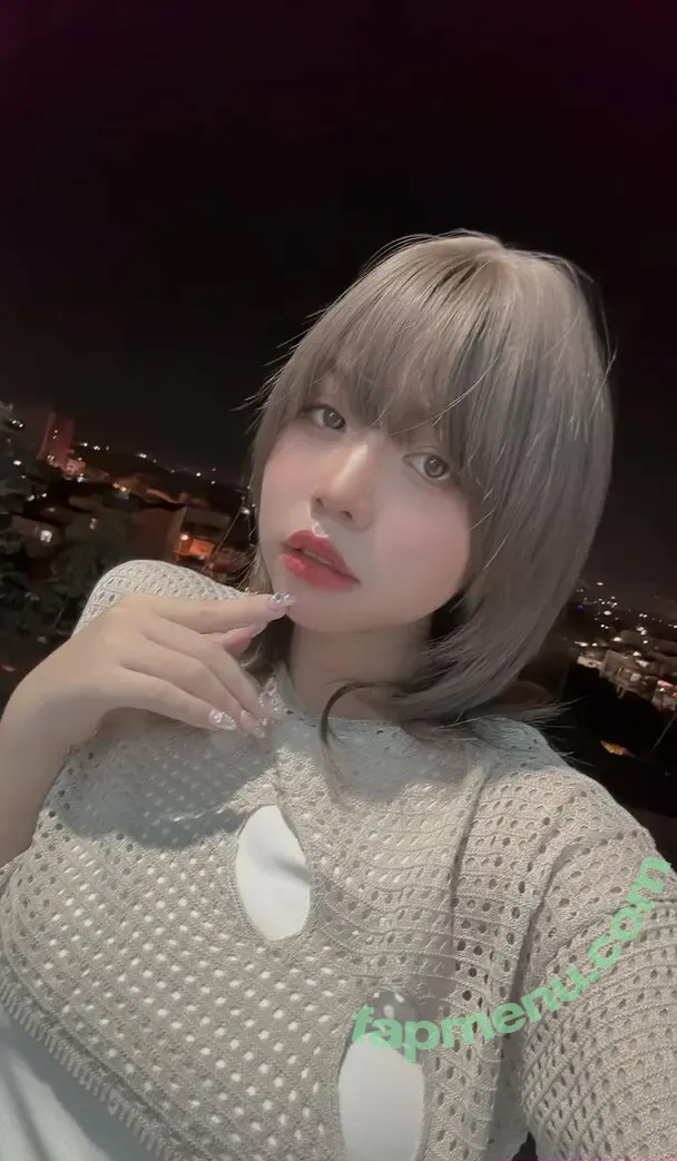 Risanomsyu nude photo #0091 (Risalewdie)