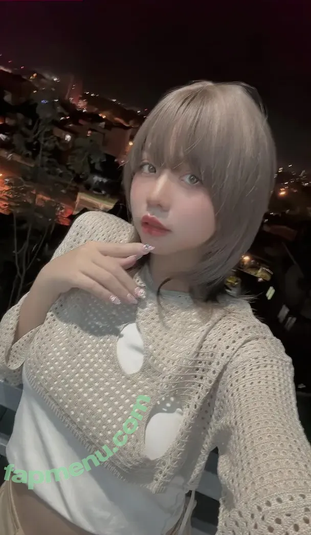 Risanomsyu nude photo #0095 (Risalewdie)