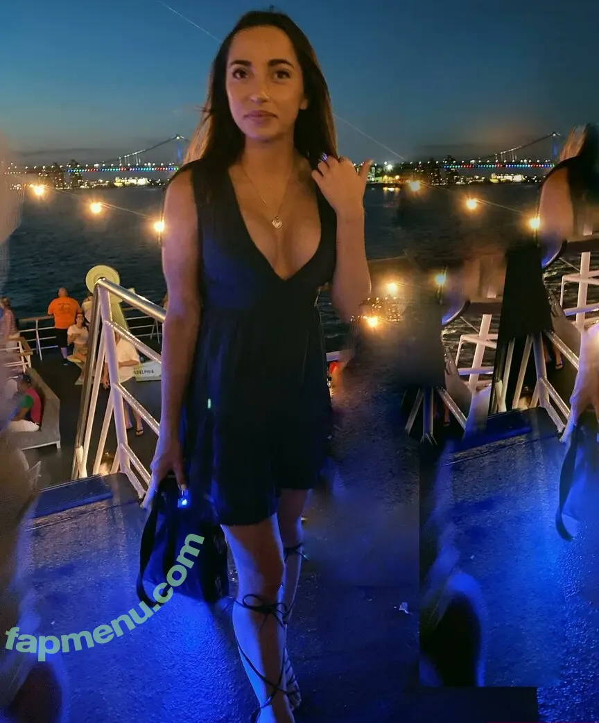 Riss Flex nude photo #0019 (TheRissFlex / itsreallyriss / rissflex)