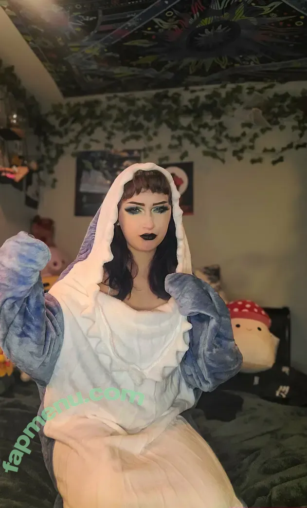 rissa.ruin nude photo #0019 (rissa.ruin)