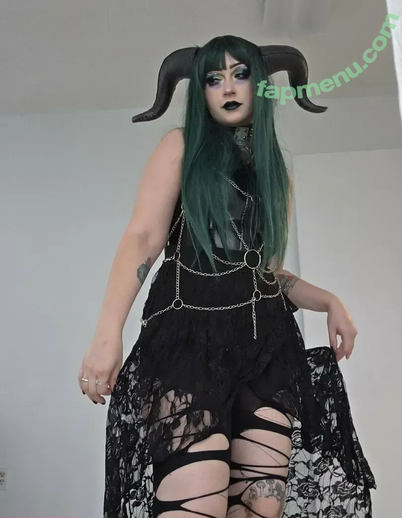 rissa.ruin nude photo #0040 (rissa.ruin)