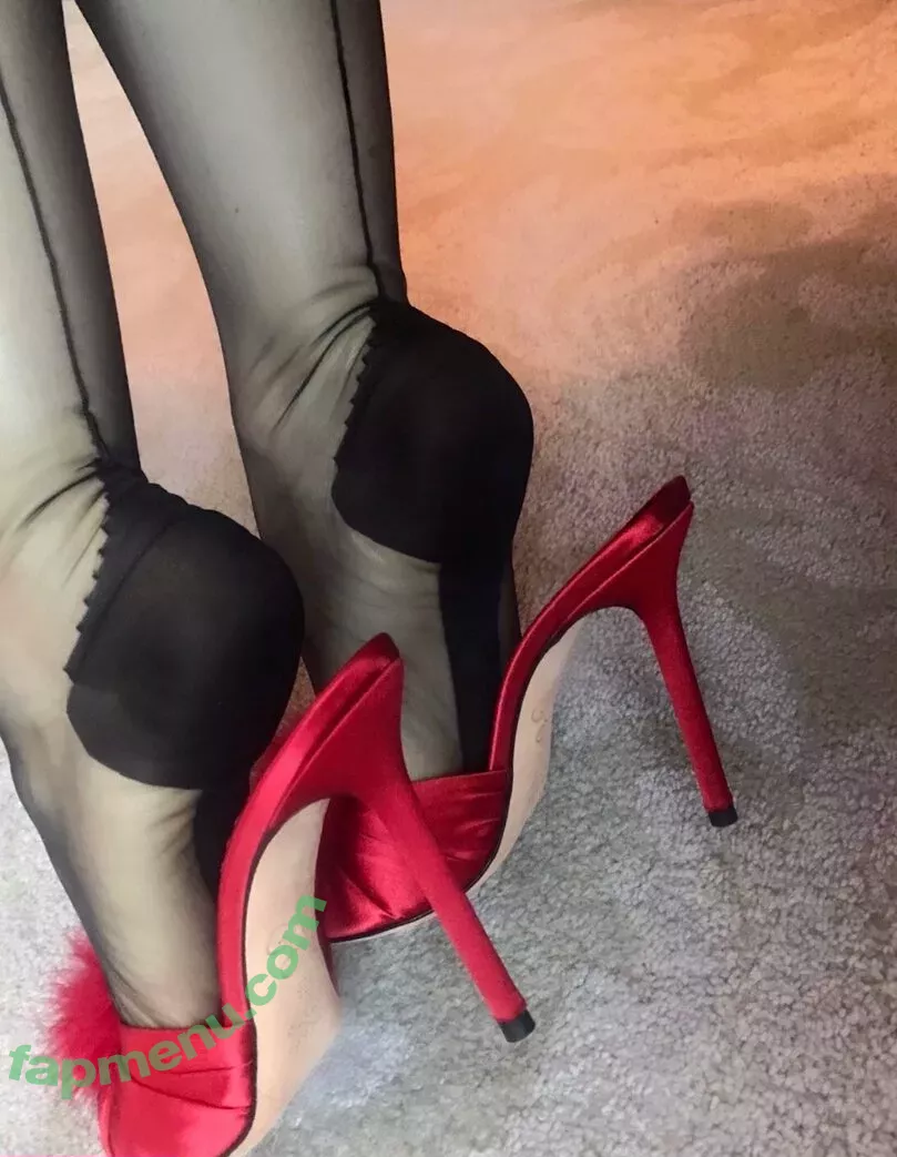 Rita Faltoyano nude photo #0042 (lovely__rita / rita_faltoyano1)