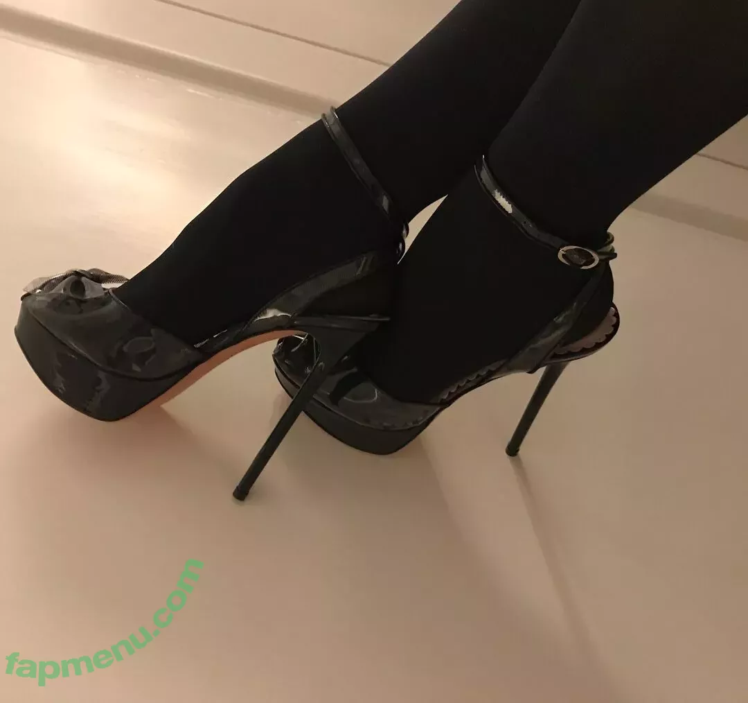 Rita Faltoyano nude photo #0287 (lovely__rita / rita_faltoyano1)