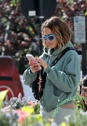 Rita Ora / ritaora / ritaoraeu nude photo #6914