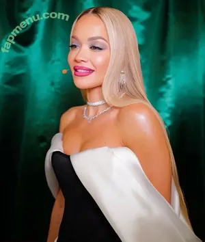 Rita Ora / ritaora / ritaoraeu nude photo #7063