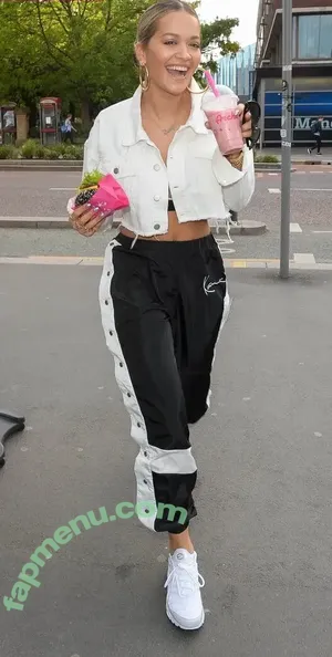 Rita Ora / ritaora / ritaoraeu nude photo #7070
