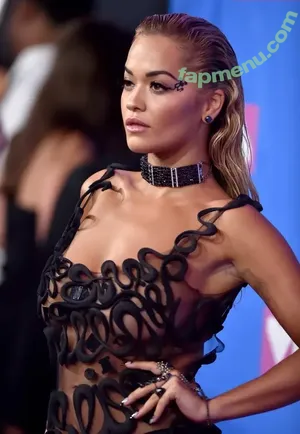 Rita Ora / ritaora / ritaoraeu nude photo #7095