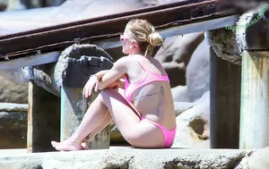 Rita Ora / ritaora / ritaoraeu nude photo #7142