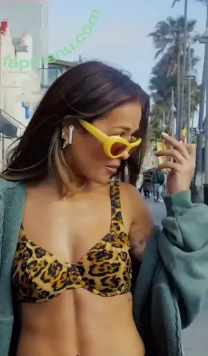 Rita Ora / ritaora / ritaoraeu nude photo #7168