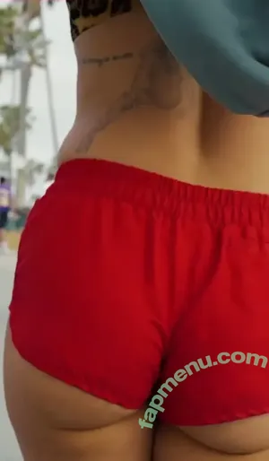 Rita Ora / ritaora / ritaoraeu nude photo #7177