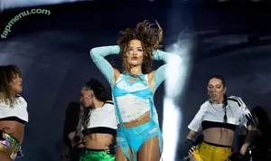 Rita Ora / ritaora / ritaoraeu nude photo #7294