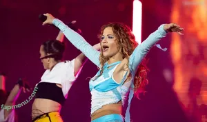 Rita Ora / ritaora / ritaoraeu nude photo #7311