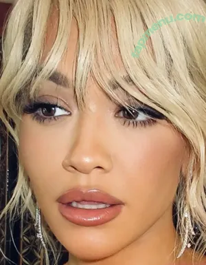 Rita Ora / ritaora / ritaoraeu nude photo #7663