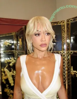 Rita Ora / ritaora / ritaoraeu nude photo #7666