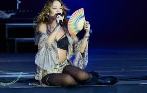 Rita Ora / ritaora / ritaoraeu nude photo #7682