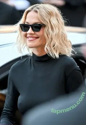 Rita Ora / ritaora / ritaoraeu nude photo #7716