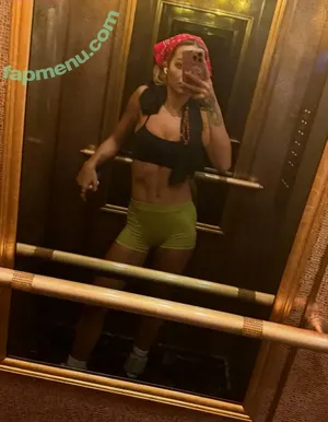 Rita Ora / ritaora / ritaoraeu nude photo #7738