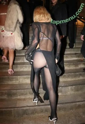 Rita Ora / ritaora / ritaoraeu nude photo #7763