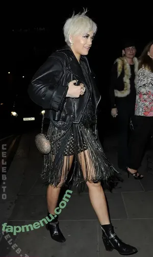Rita Ora / ritaora / ritaoraeu nude photo #7974